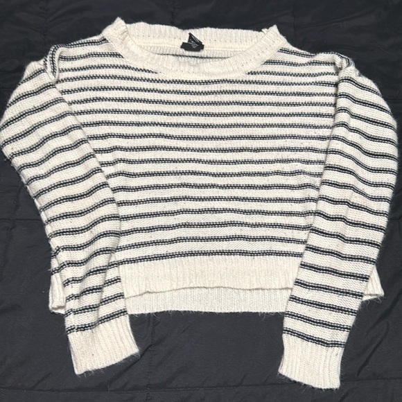 Black and White Stripped Sweater - Picture 1 of 2